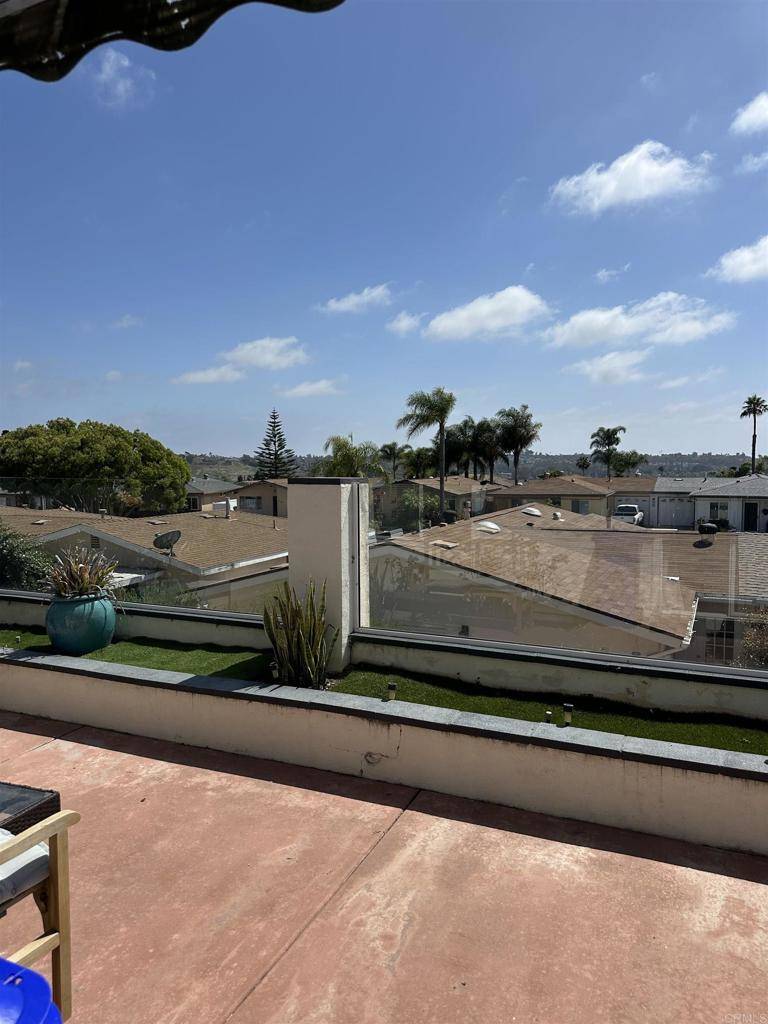 Oceanside, CA 92056,3732 Mira Pacific DR