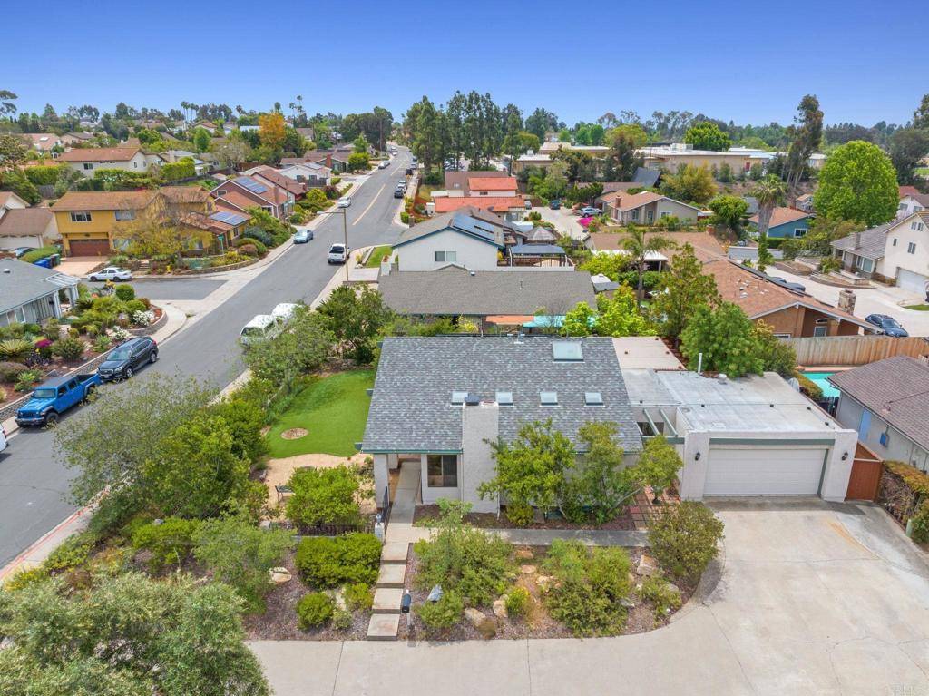 5550 La Cuenta DR, San Diego, CA 92124