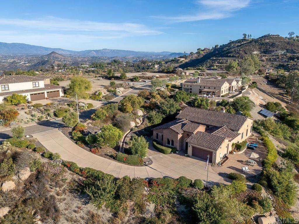 Escondido, CA 92026,29472 Welk Highland Dr.