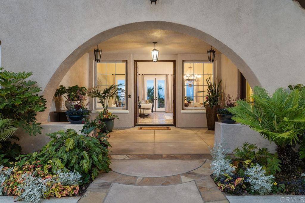 Carlsbad, CA 92009,7603 Circulo Sequoia