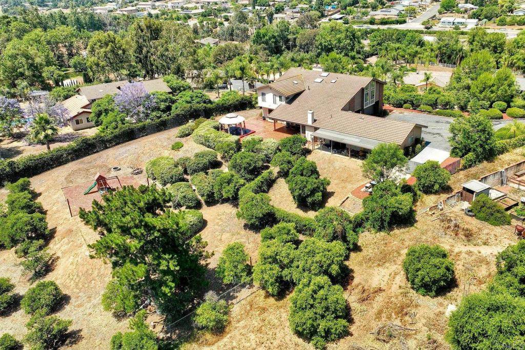 Escondido, CA 92027,1724 Idaho
