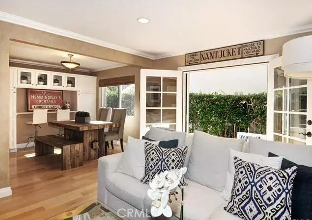 607 #B Iris AVE, Corona Del Mar, CA 92625