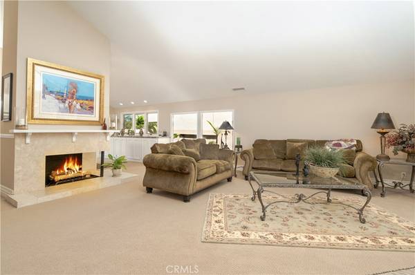 Huntington Beach, CA 92649,16891 Saybrook LN