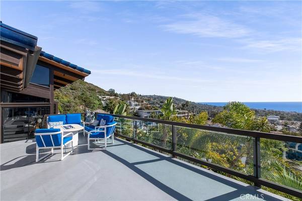 Laguna Beach, CA 92651,580 Vista LN