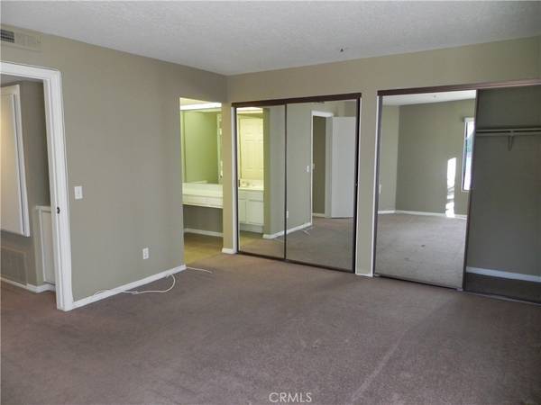 Newport Beach, CA 92663,240 Nice LN #102