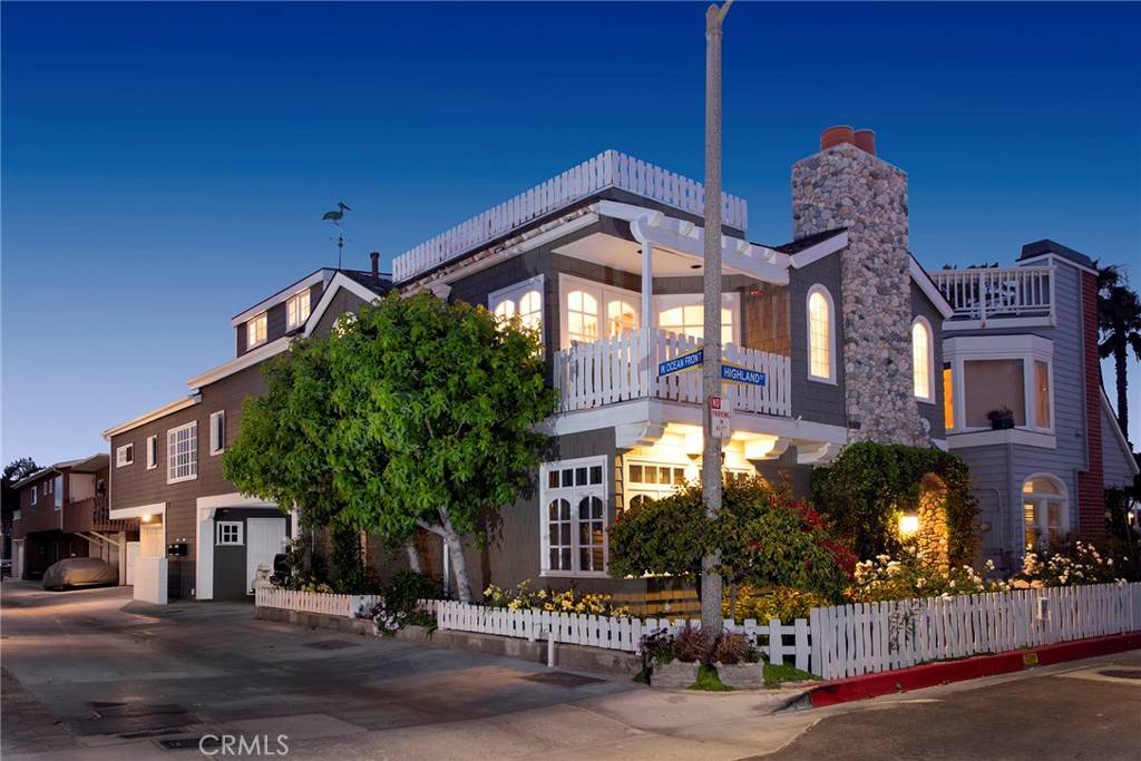 Newport Beach, CA 92663,107 Highland ST