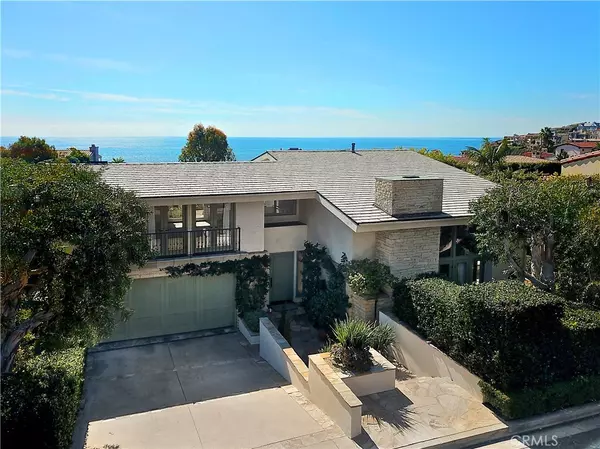 Laguna Beach, CA 92651,725 Emerald Bay