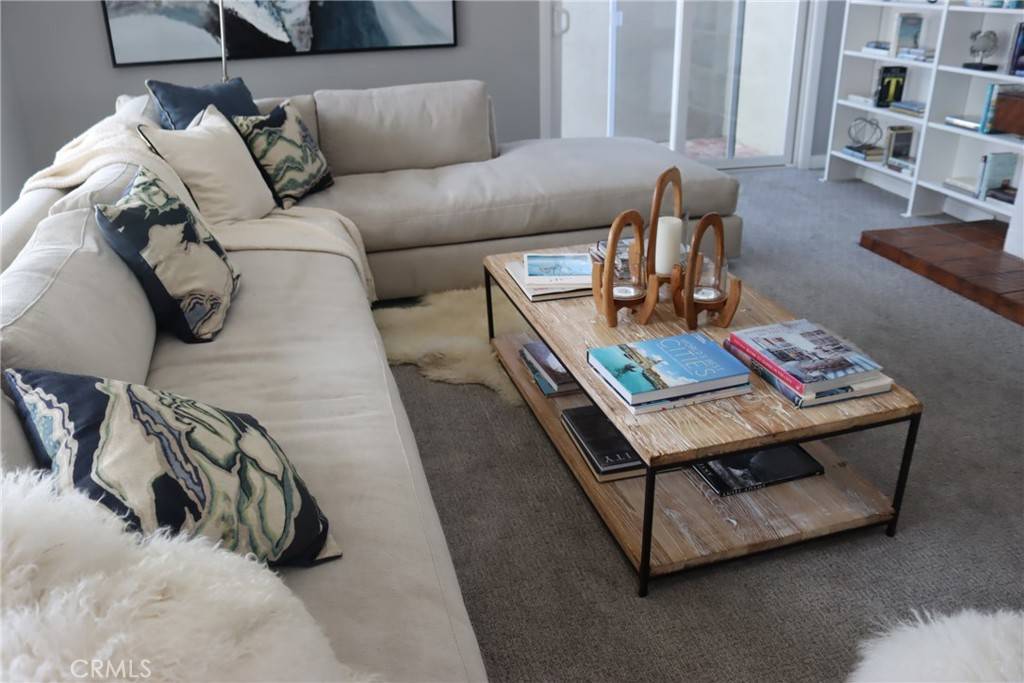 Newport Beach, CA 92663,250 Lugonia ST