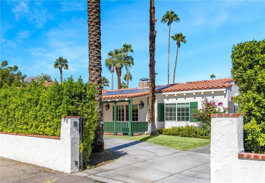 Palm Springs, CA 92262,418 E Via Colusa