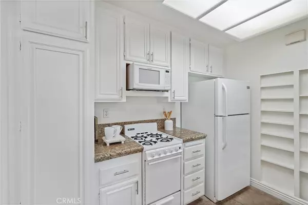 Rancho Santa Margarita, CA 92688,4 Mirlo #88