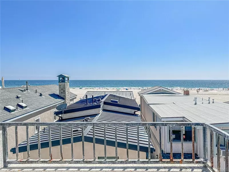 1913 Court ST #2, Newport Beach, CA 92663