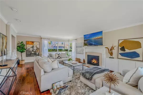 Newport Beach, CA 92663,125 Via Genoa