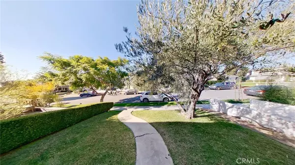 Corona Del Mar, CA 92625,714 Orchid AVE