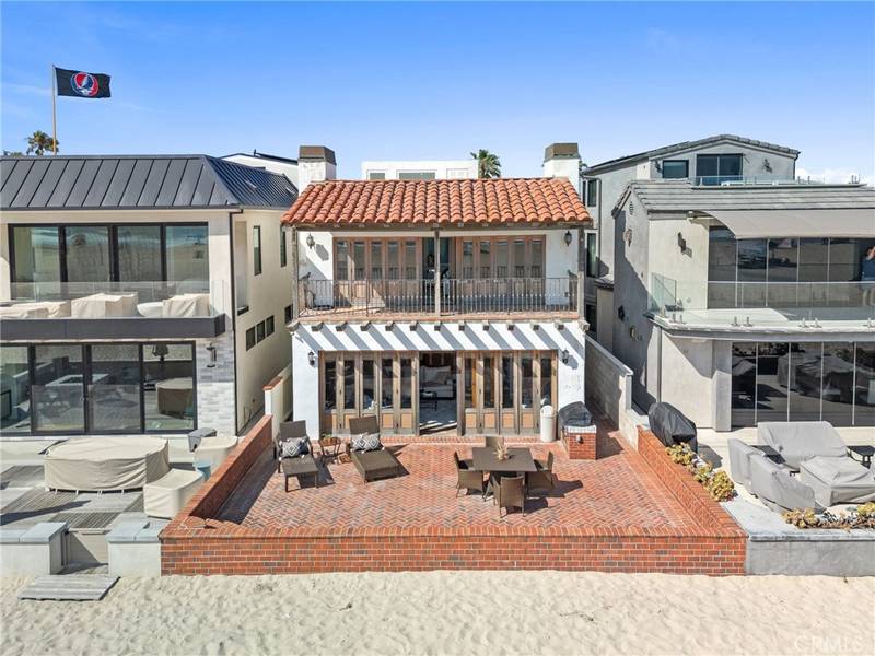 6804 West Oceanfront, Newport Beach, CA 92663