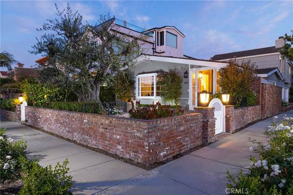 Corona Del Mar, CA 92625,300 Heliotrope AVE