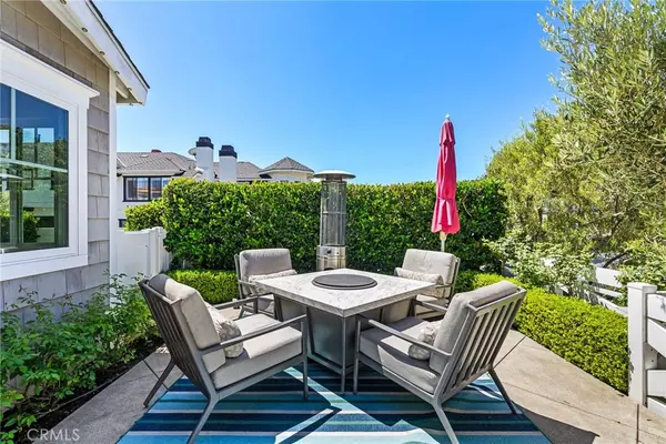 Corona Del Mar, CA 92625,700 Jasmine AVE