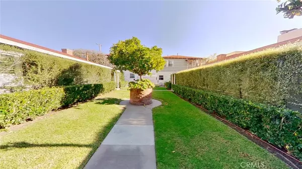 Corona Del Mar, CA 92625,614 Marguerite AVE