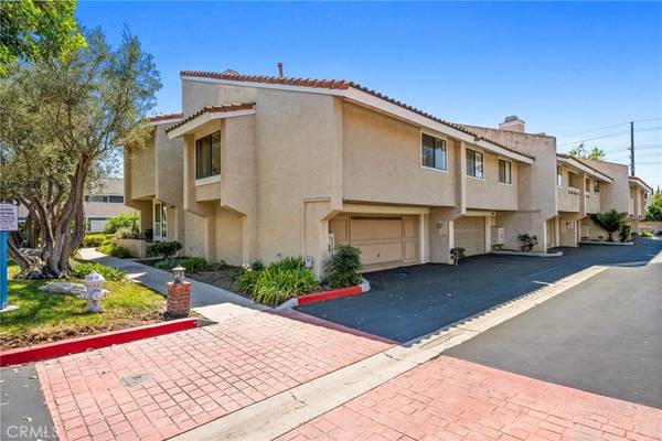 Costa Mesa, CA 92626,180 Fairwinds