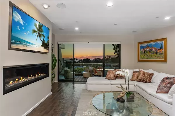 Laguna Beach, CA 92651,346 Y PL