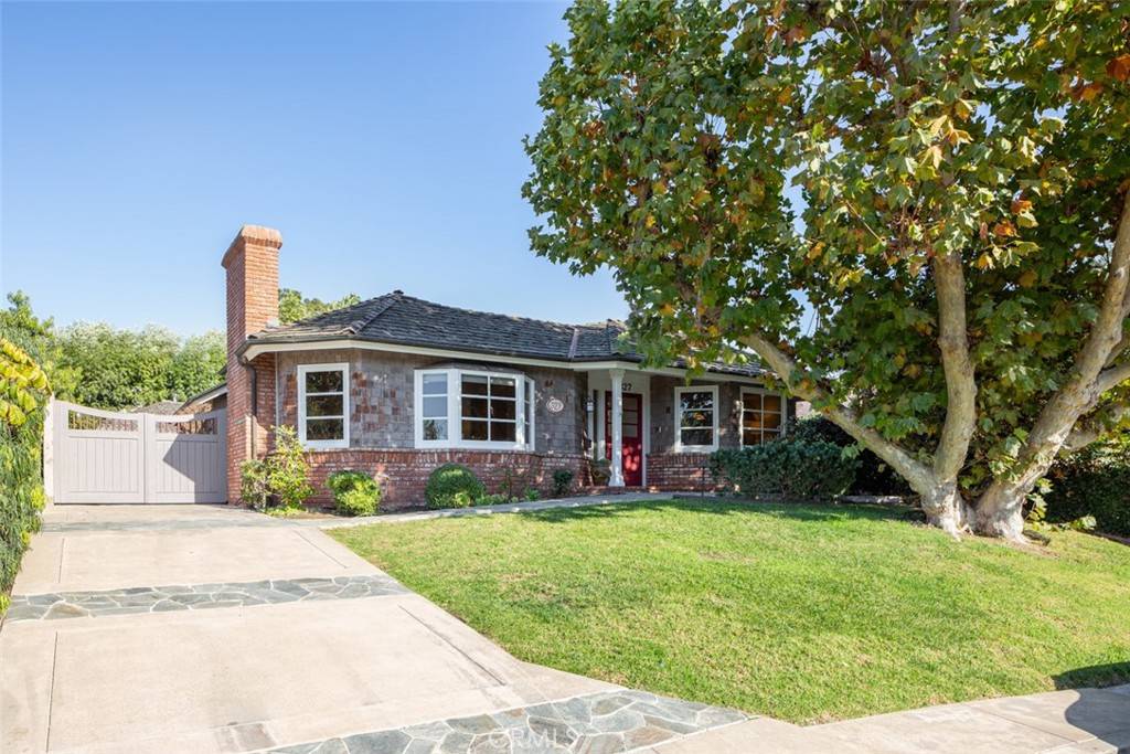 327 Driftwood RD, Corona Del Mar, CA 92625