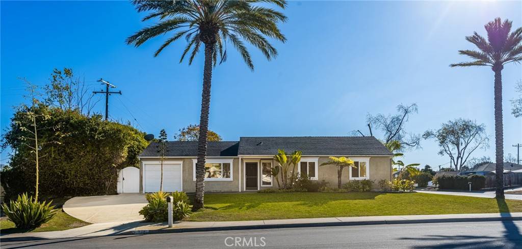 939 Oak ST, Costa Mesa, CA 92627