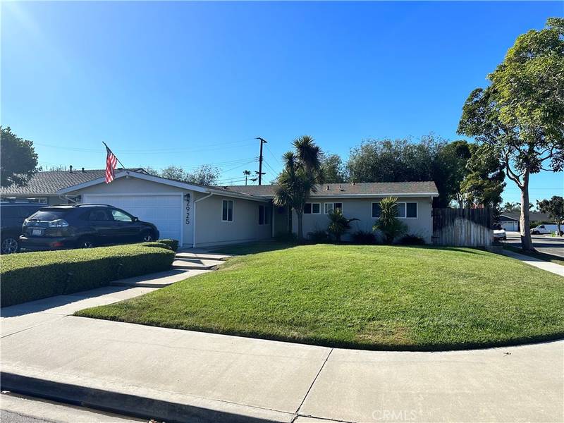 2925 Chestnut AVE, Costa Mesa, CA 92626