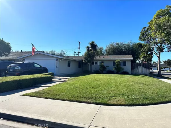 2925 Chestnut AVE, Costa Mesa, CA 92626