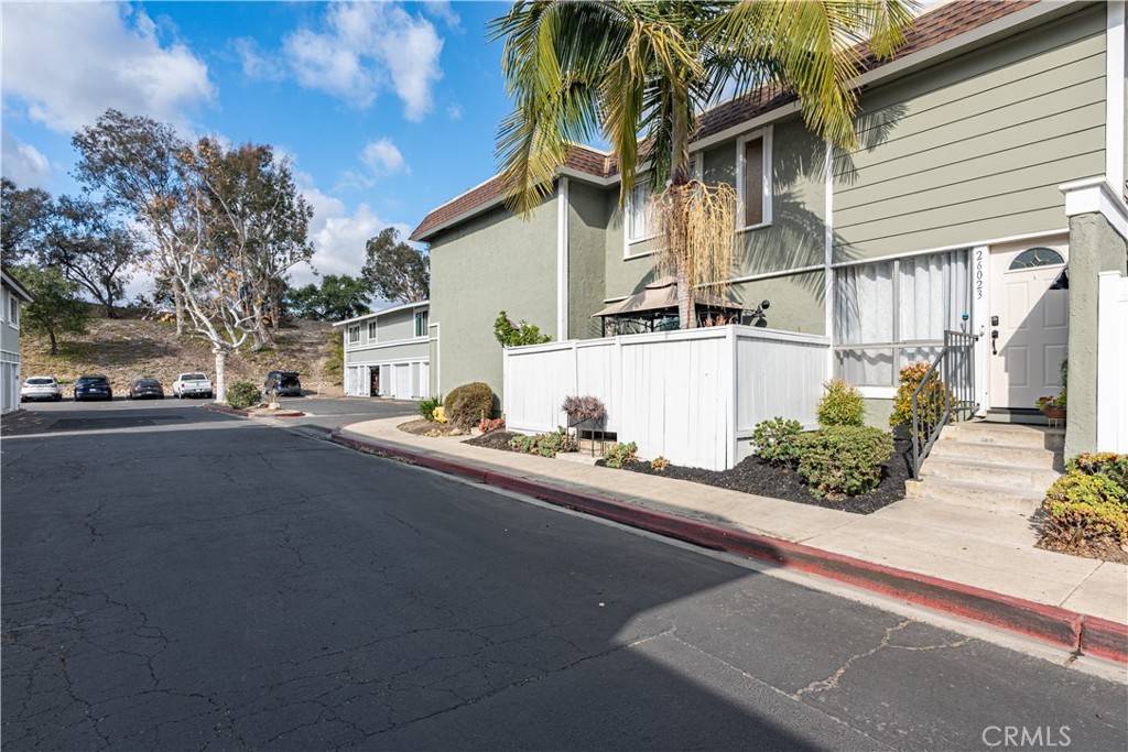 26023 Via Pera #J2, Mission Viejo, CA 92691