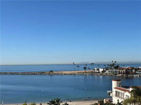 Corona Del Mar, CA 92625,2607 Ocean BLVD