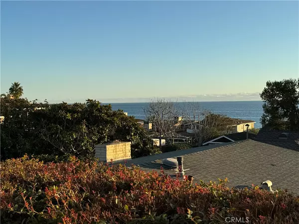 Laguna Beach, CA 92651,134 Wave ST