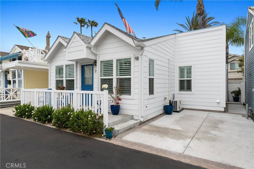 Newport Beach, CA 92663,27 Bolivar ST