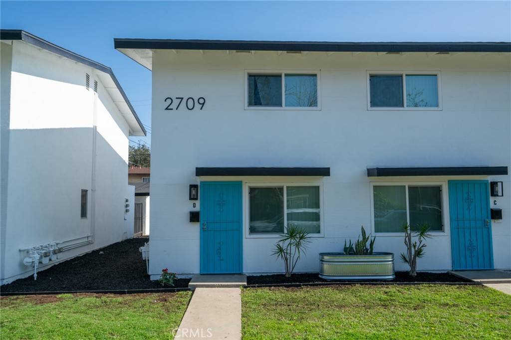 Santa Ana, CA 92707,2709 S Baker ST