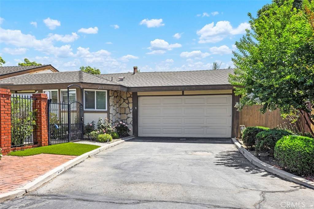 2155 Barclay CT, Santa Ana, CA 92701