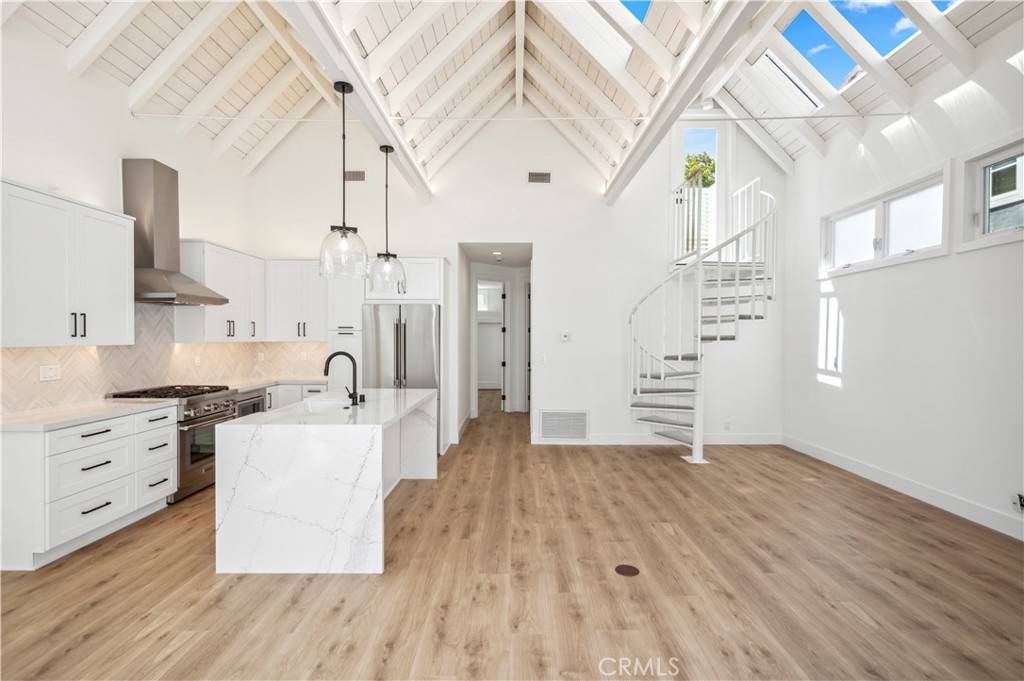 Corona Del Mar, CA 92625,439 1/2 Carnation AVE