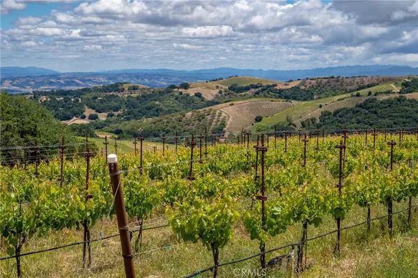 Paso Robles, CA 93446,5090 Peachy Canyon RD