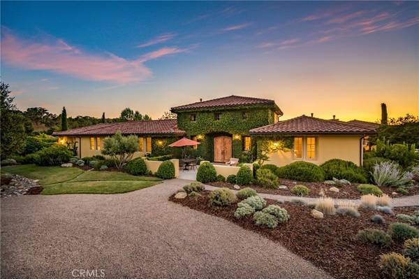 1955 Laguna Del Campo, Templeton, CA 93465