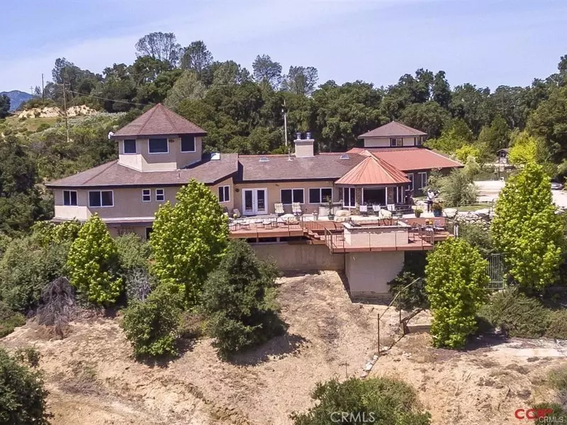 7557 Town Creek, Paso Robles, CA 93446