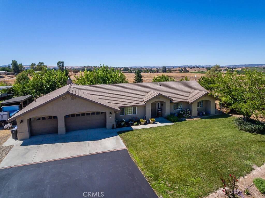 Paso Robles, CA 93446,4345 Camp 8 RD