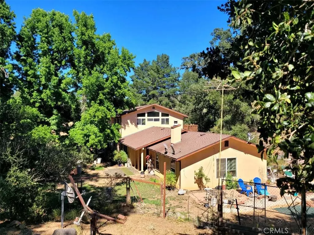 Atascadero, CA 93422,11300 Santa Lucia RD