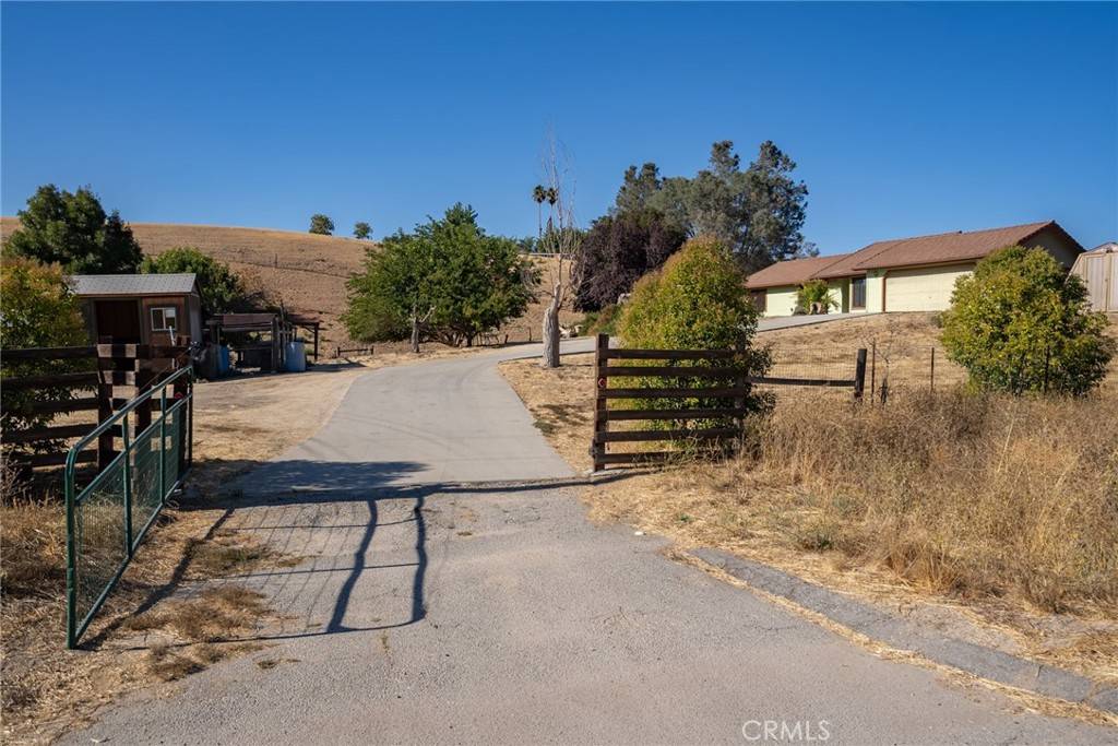 Templeton, CA 93465,3320 E Highway 41