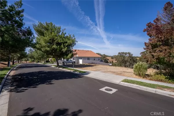 Paso Robles, CA 93446,509 Grand Canyon DR