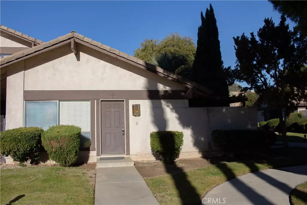 Bakersfield, CA 93301,3333 El Encanto CT #7