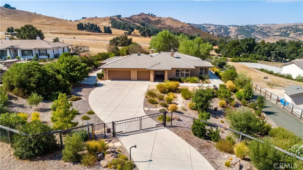 Paso Robles, CA 93446,9970 Spotted Bass LN