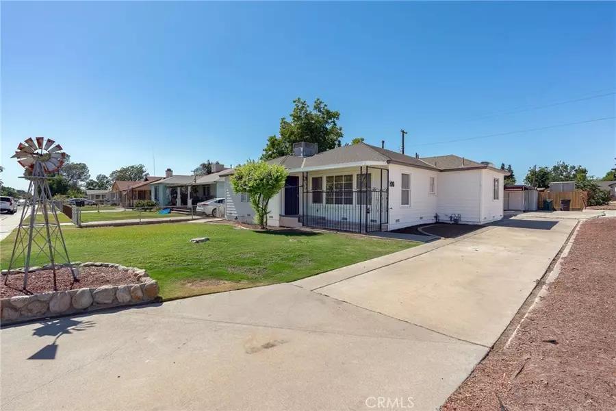 700 Castaic AVE, Bakersfield, CA 93308