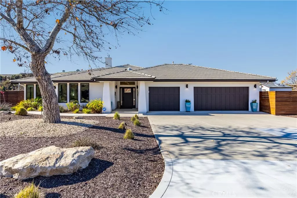 Paso Robles, CA 93446,9977 Flyrod DR