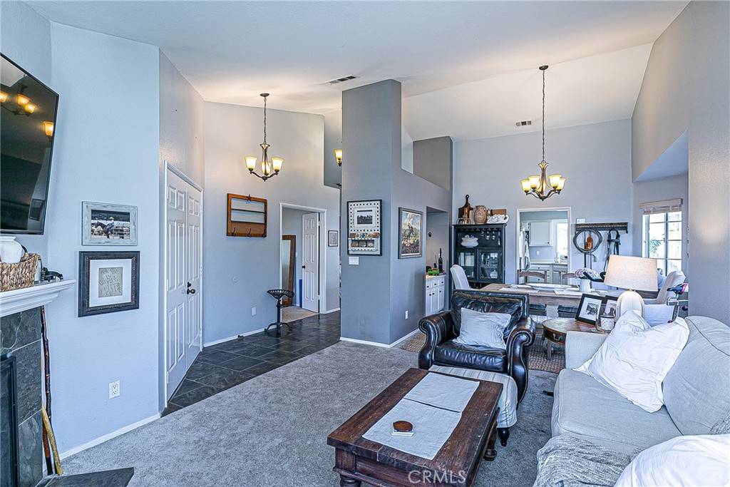 Lompoc, CA 93436,1209 Jason DR