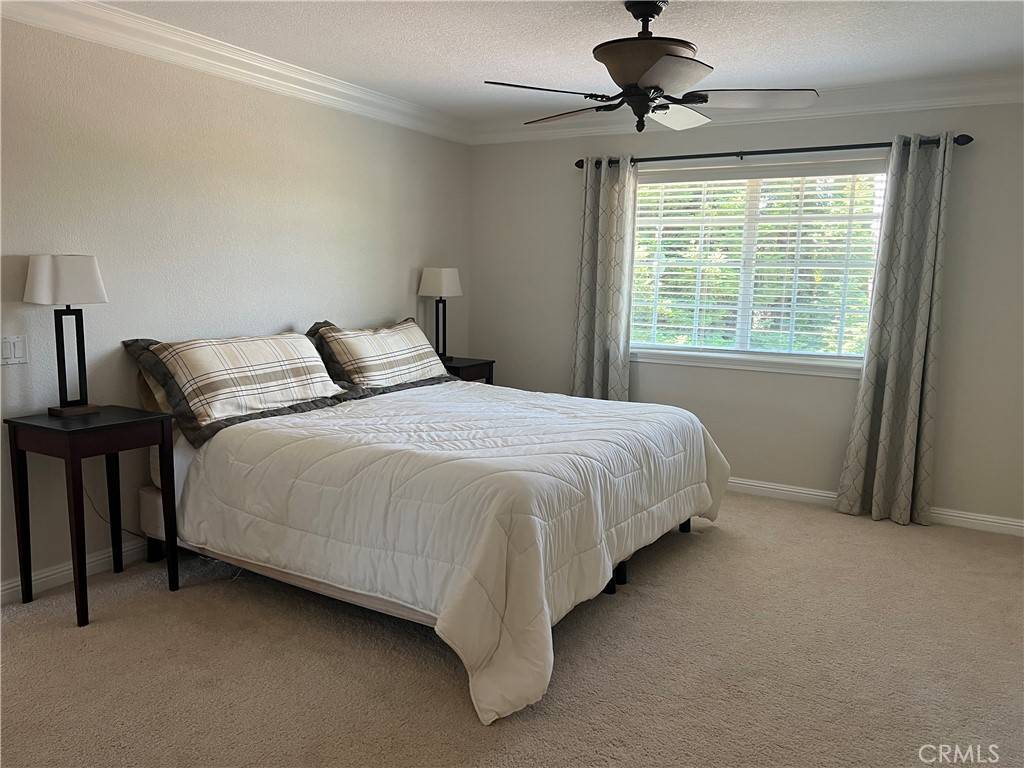 Paso Robles, CA 93446,833 Rolling Hills RD