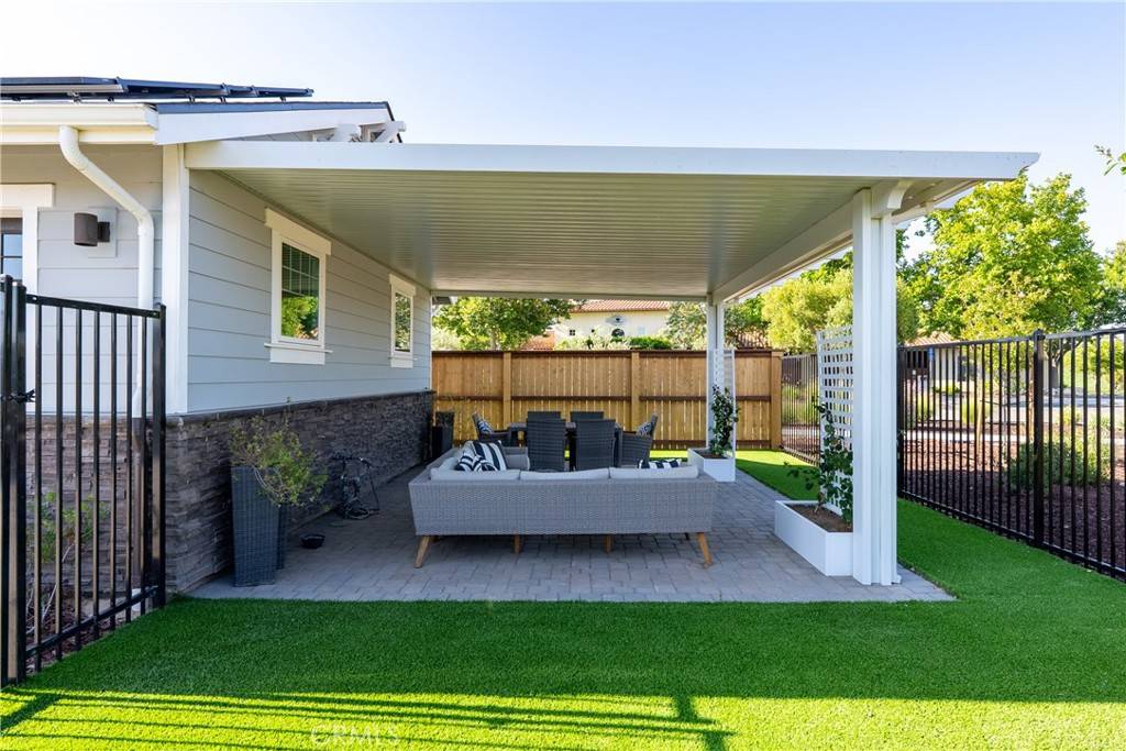 Paso Robles, CA 93446,2182 Gamay LN