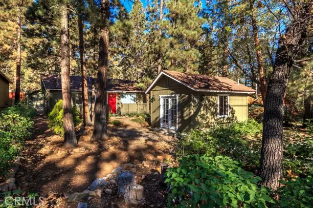 248 Maple LN, Sugar Loaf, CA 92386