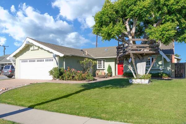 17722 Still Harbor LN, Huntington Beach, CA 92647